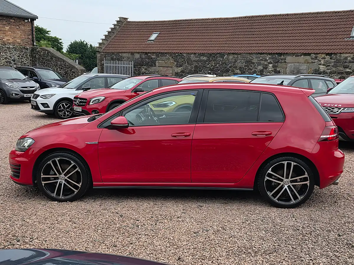 Used 2016 Volkswagen Golf Gtd Tornado Red - Interior and Exterior details 14