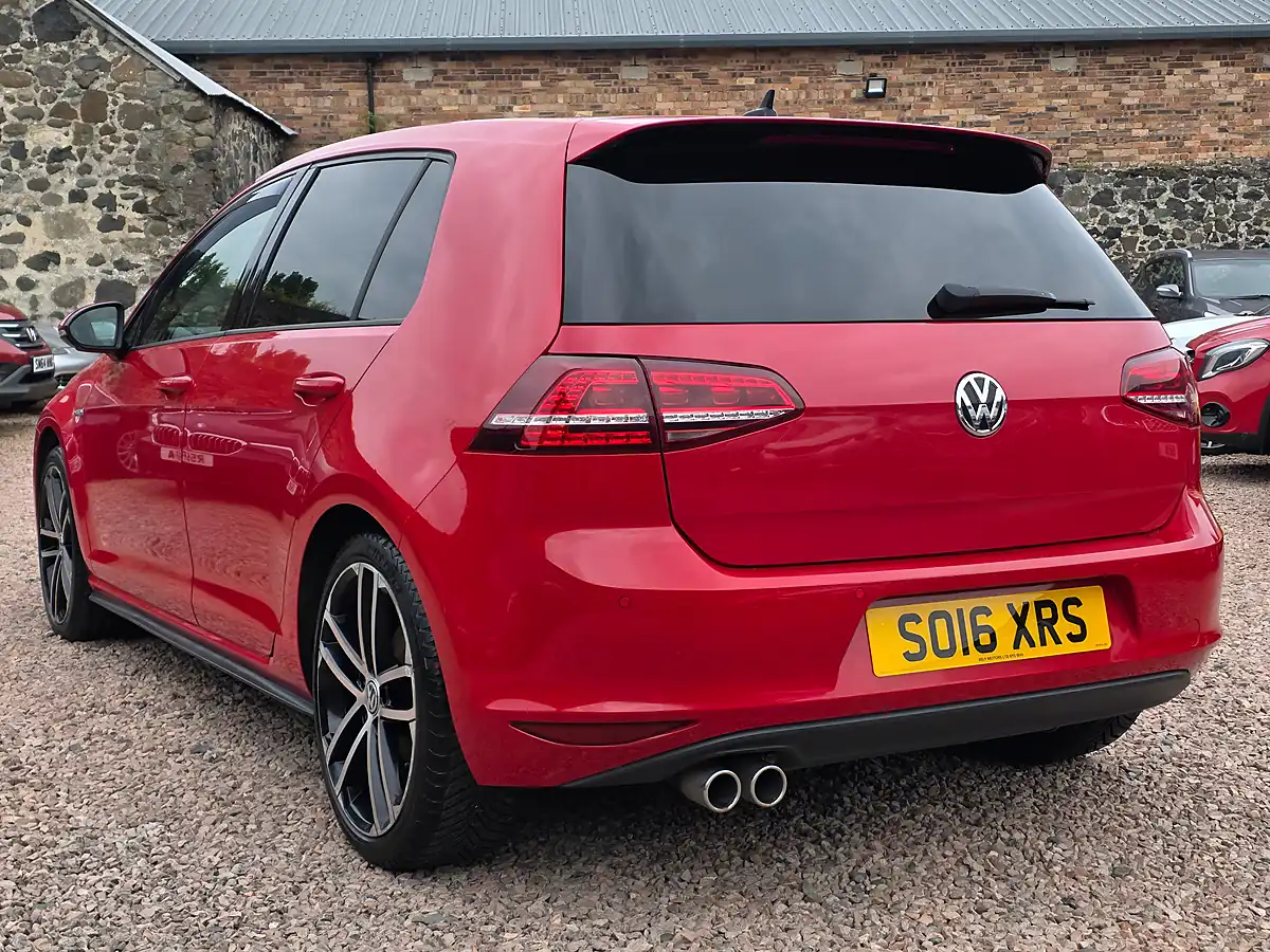 Used 2016 Volkswagen Golf Gtd Tornado Red - Interior and Exterior details 15