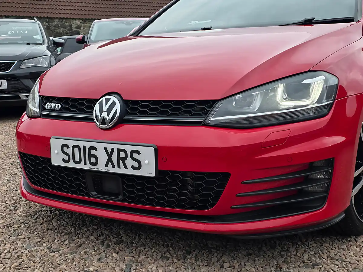 Used 2016 Volkswagen Golf Gtd Tornado Red - Interior and Exterior details 6