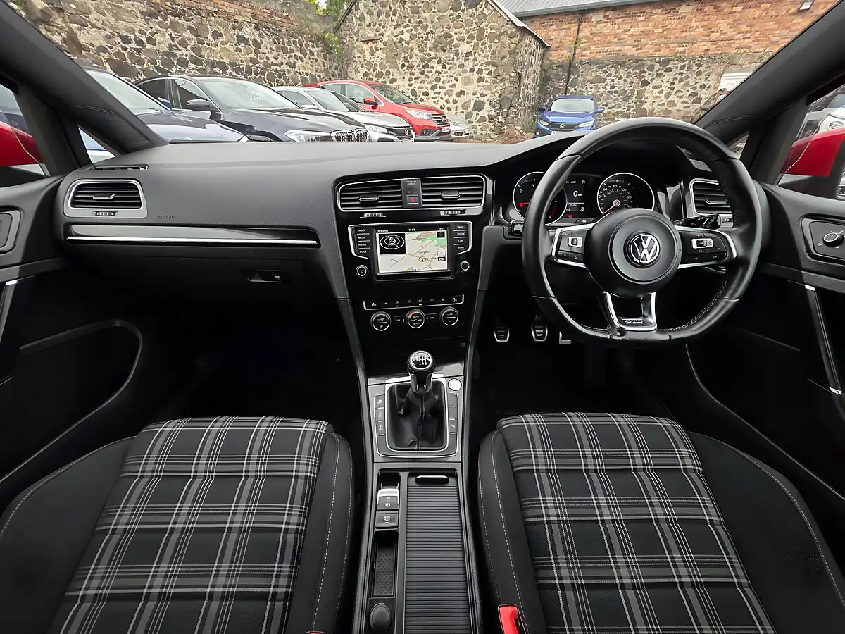 Used 2016 Volkswagen Golf Gtd Tornado Red - Interior and Exterior details 7