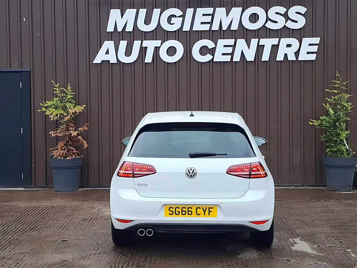 Used 2016 Volkswagen Golf Gtd White - Interior and Exterior details 5