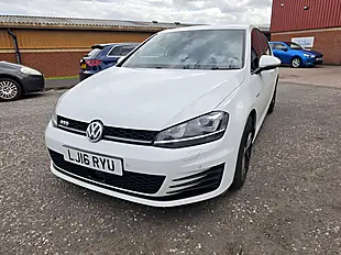Used 2016 Volkswagen Golf Gtd White - Interior and Exterior details 12