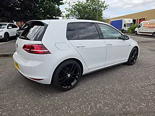 Used 2016 Volkswagen Golf Gtd White - Interior and Exterior details 15