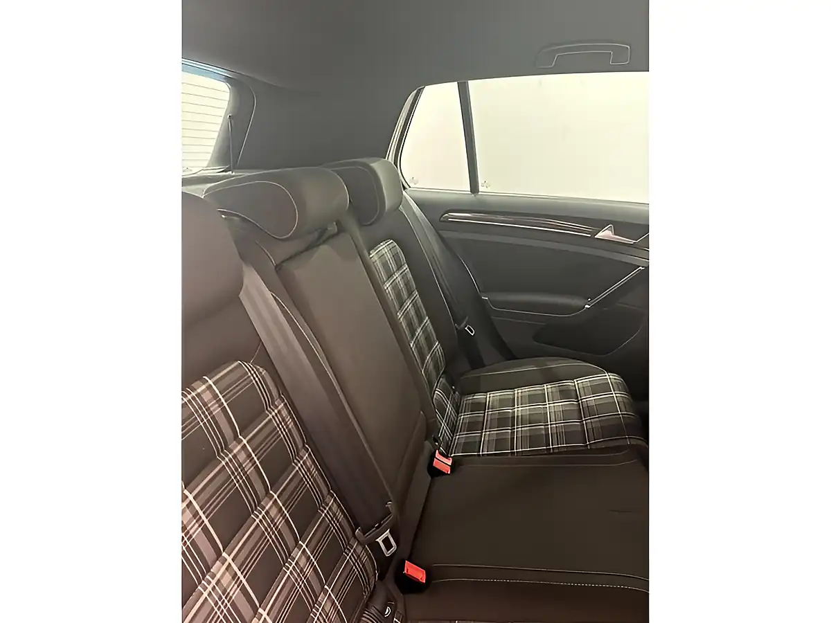 Used 2016 Volkswagen Golf Gtd White - Interior and Exterior details 12