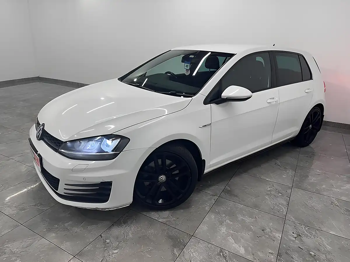 Used 2016 Volkswagen Golf Gtd White - Interior and Exterior details 4