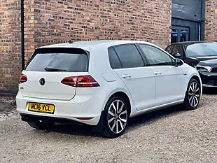 Used 2016 Volkswagen Golf Gte 5dr Dsg [nav] White - Interior and Exterior details 6