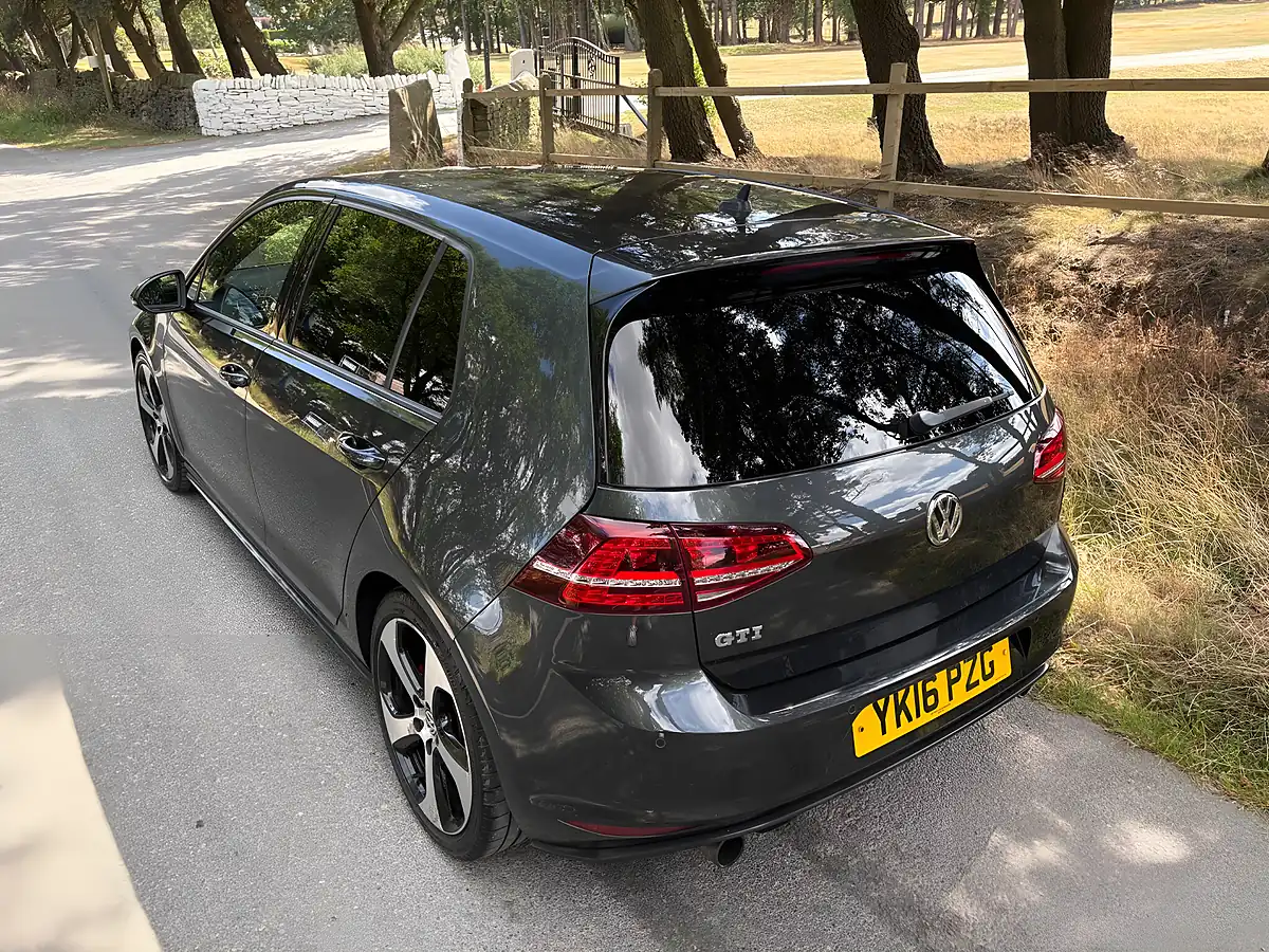 Used 2016 Volkswagen Golf GTI Bluemotion Tech Grey - Interior and Exterior details 12