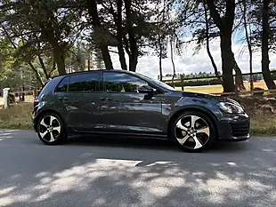 Used 2016 Volkswagen Golf GTI Bluemotion Tech Grey - Interior and Exterior details 3