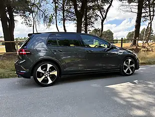 Used 2016 Volkswagen Golf GTI Bluemotion Tech Grey - Interior and Exterior details 5