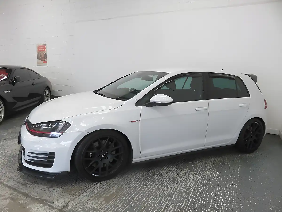 Used 2016 Volkswagen Golf GTI Bluemotion Tech Other - Interior and Exterior details 4