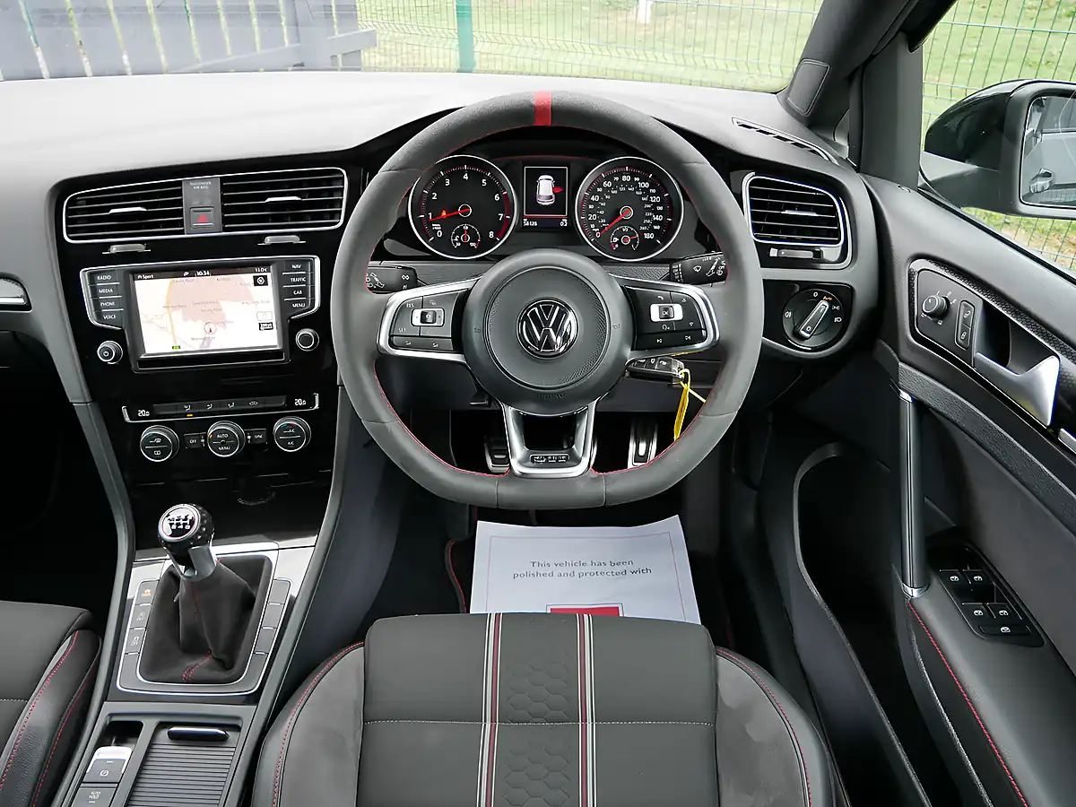 Used 2016 Volkswagen Golf GTI Clubsport 40 Grey - Interior and Exterior details 10