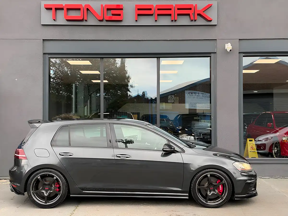 Used 2016 Volkswagen Golf GTI Clubsport 40 Grey - Interior and Exterior details 9