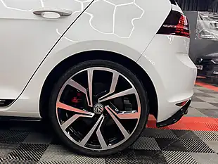 Used 2016 Volkswagen Golf GTI Clubsport White - Interior and Exterior details 15