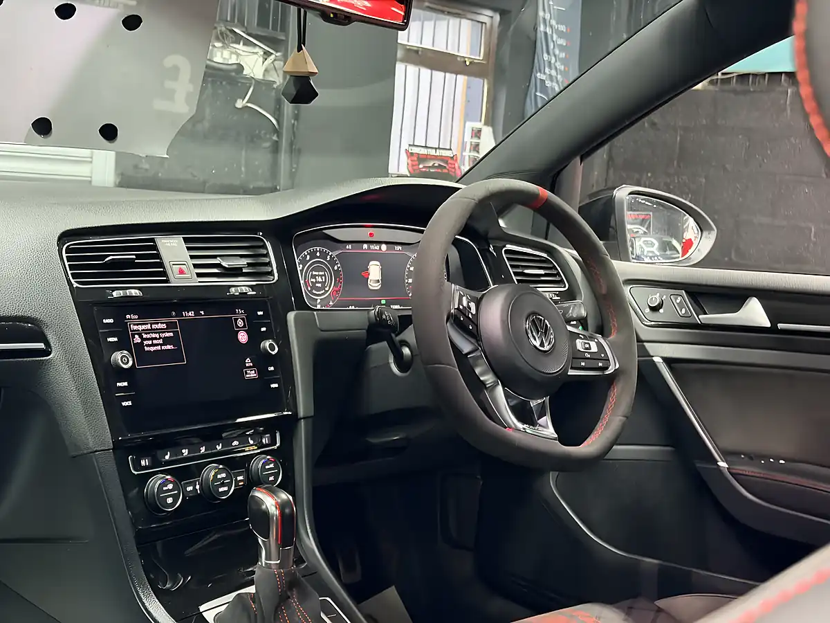 Used 2016 Volkswagen Golf GTI Clubsport White - Interior and Exterior details 16