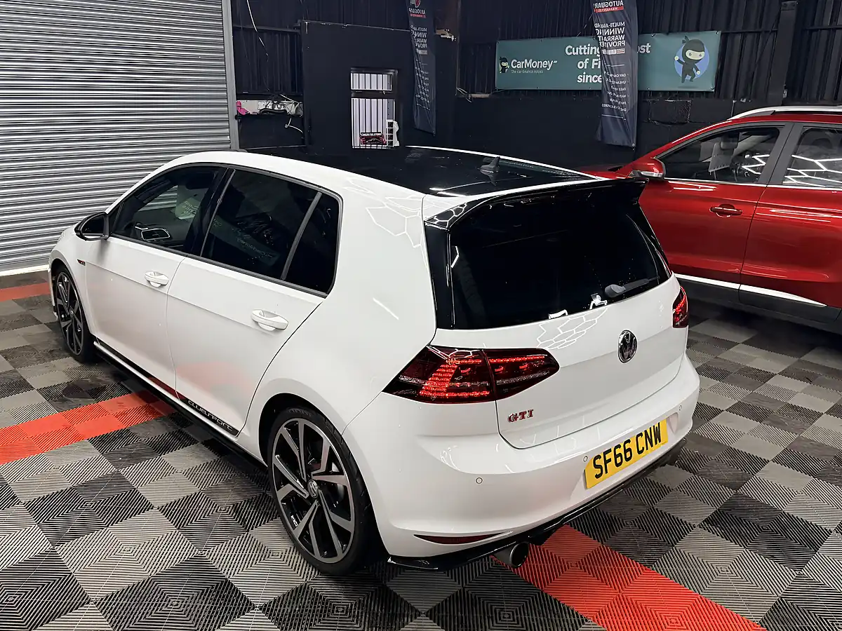 Used 2016 Volkswagen Golf GTI Clubsport White - Interior and Exterior details 5