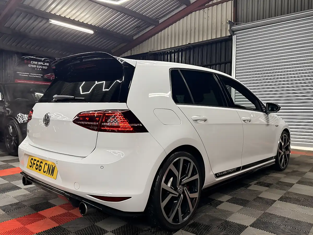 Used 2016 Volkswagen Golf GTI Clubsport White - Interior and Exterior details 9