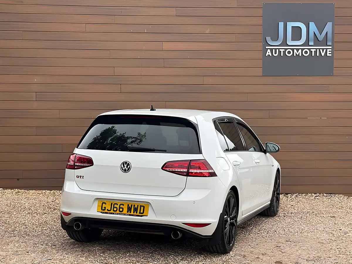 Used 2016 Volkswagen Golf GTI Performance White - Interior and Exterior details 3
