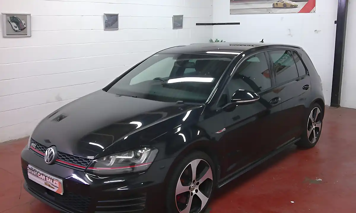 Used 2016 Volkswagen Golf GTI Phantom Black - Interior and Exterior details 5