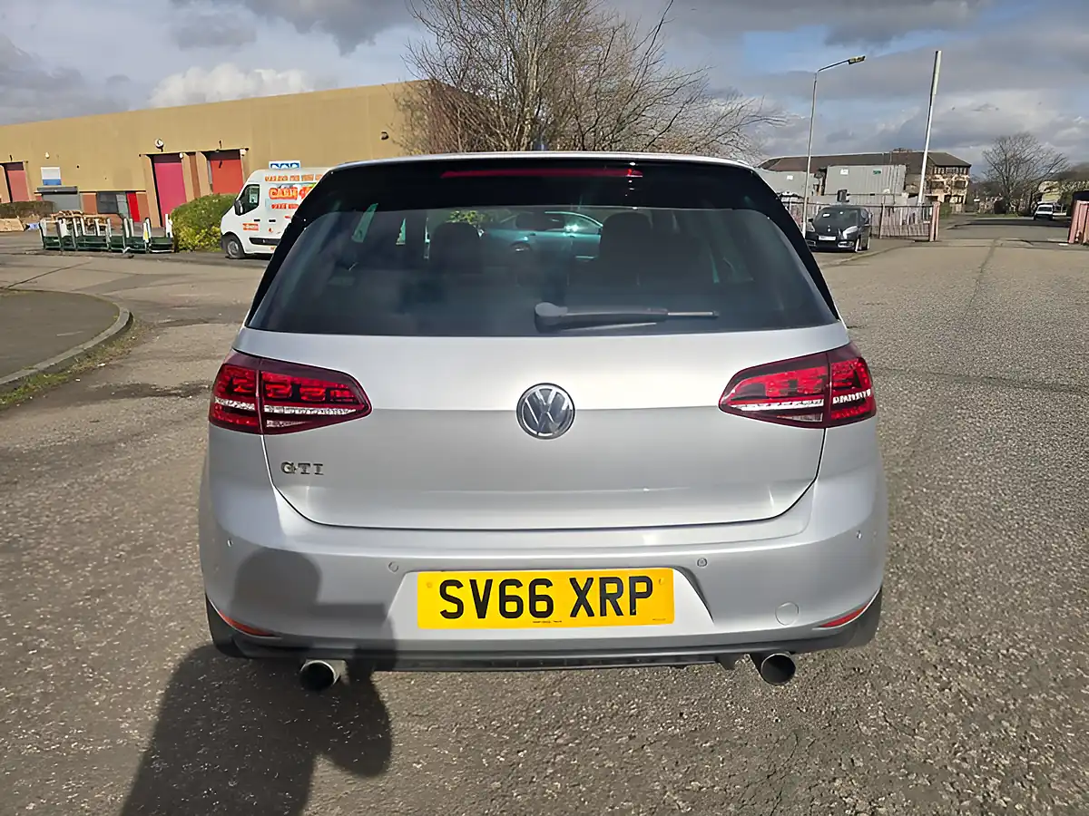Used 2016 Volkswagen Golf GTI Silver - Interior and Exterior details 9
