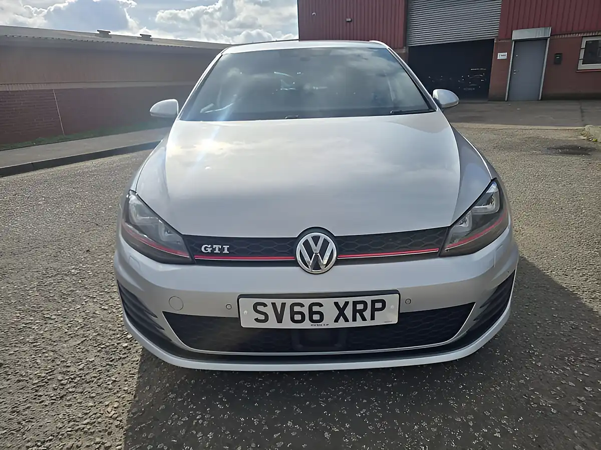 Used 2016 Volkswagen Golf GTI Silver - Interior and Exterior details 2
