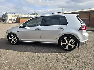 Used 2016 Volkswagen Golf GTI Silver - Interior and Exterior details 7