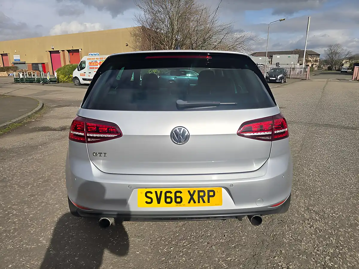 Used 2016 Volkswagen Golf GTI Silver - Interior and Exterior details 9