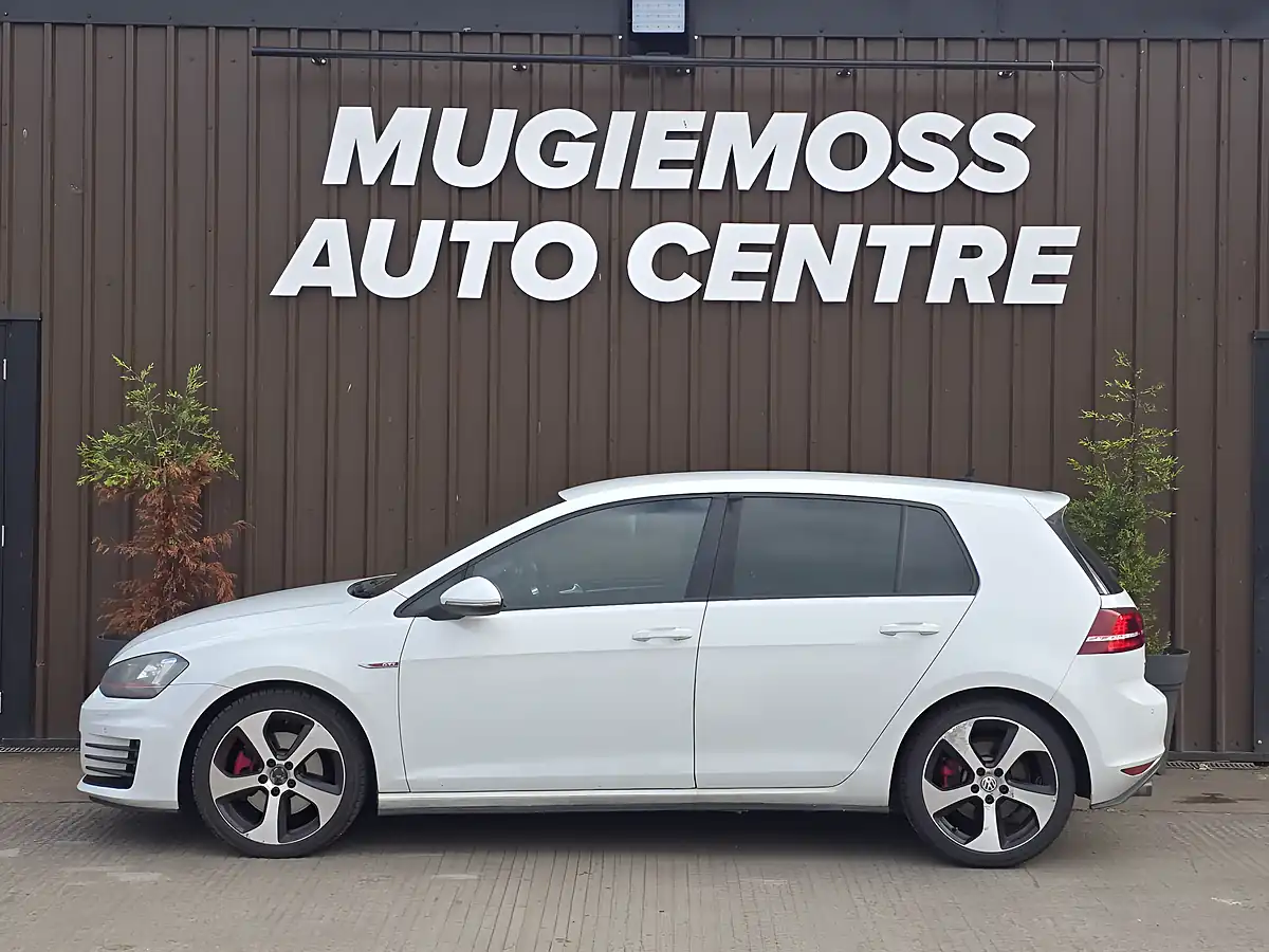 Used 2016 Volkswagen Golf GTI White - Interior and Exterior details 4