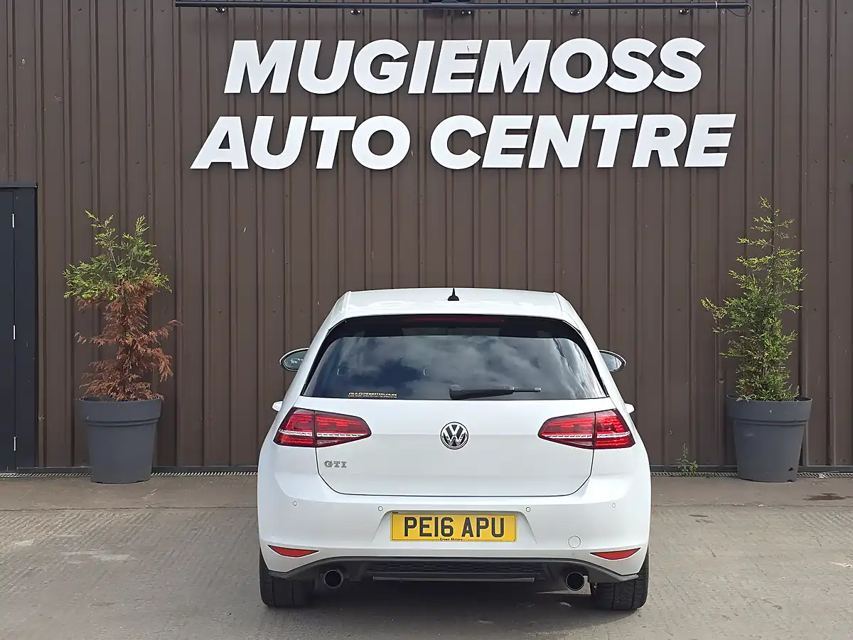 Used 2016 Volkswagen Golf GTI White - Interior and Exterior details 5