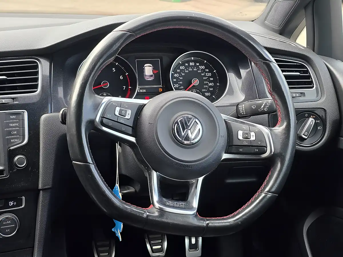 Used 2016 Volkswagen Golf GTI White - Interior and Exterior details 8