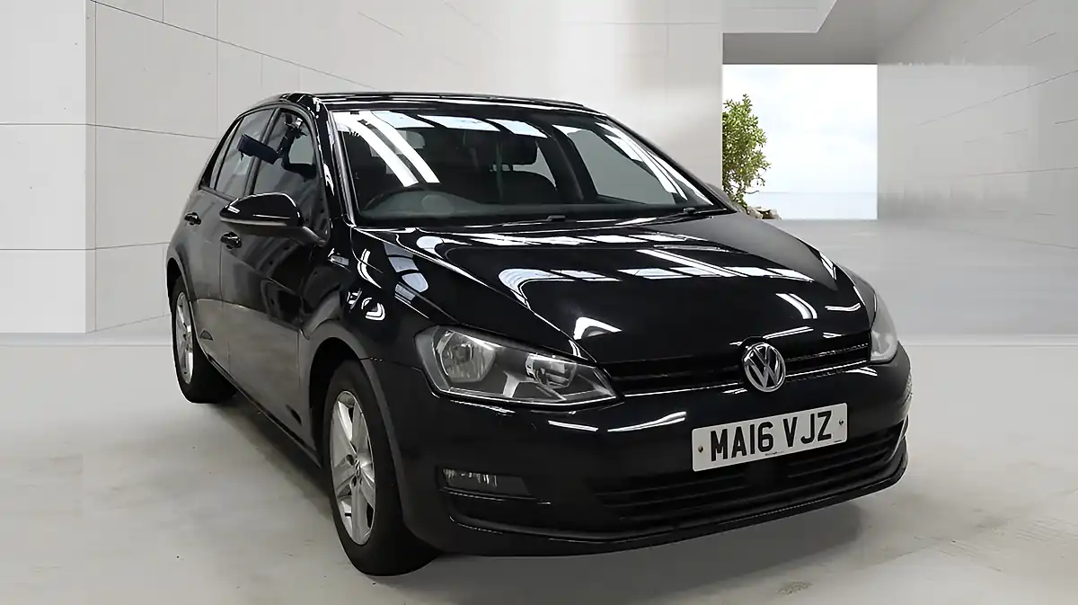 Used 2016 Volkswagen Golf Match Edition Black - Front View