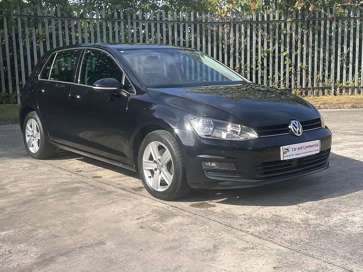Used 2016 Volkswagen Golf Match Edition Black - Interior and Exterior details 4