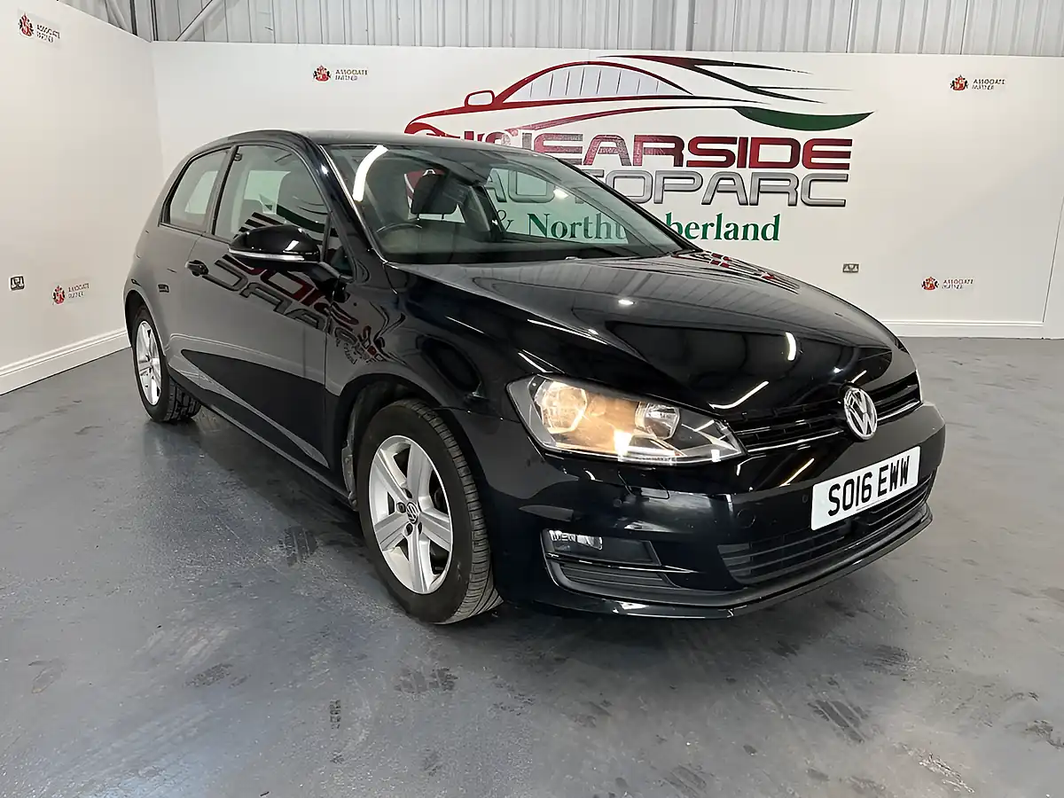 Used 2016 Volkswagen Golf Match Edition Black - Front View