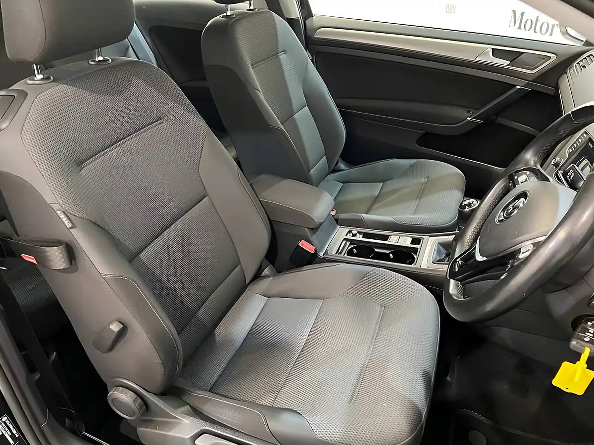 Used 2016 Volkswagen Golf Match Edition Black - Interior and Exterior details 13