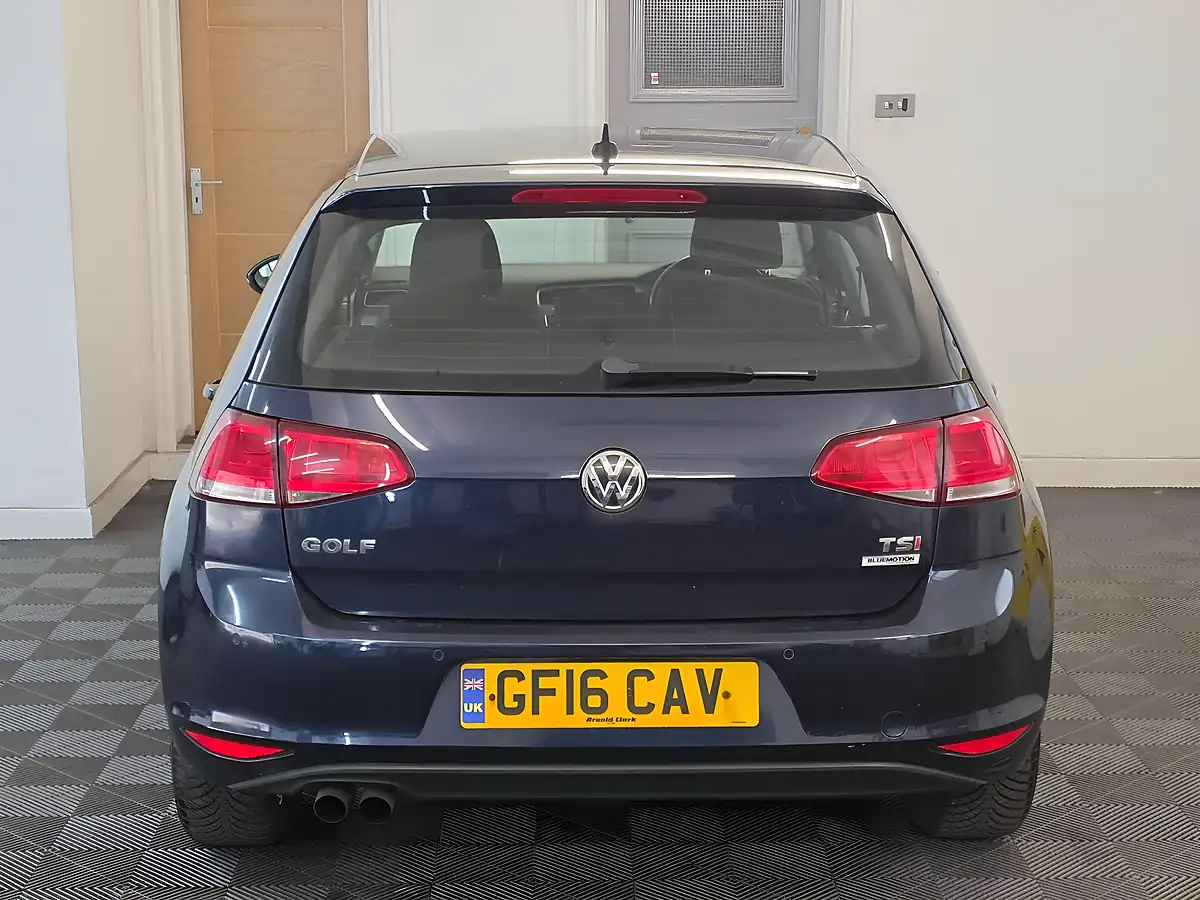 Used 2016 Volkswagen Golf Match Edition Blue - Interior and Exterior details 5