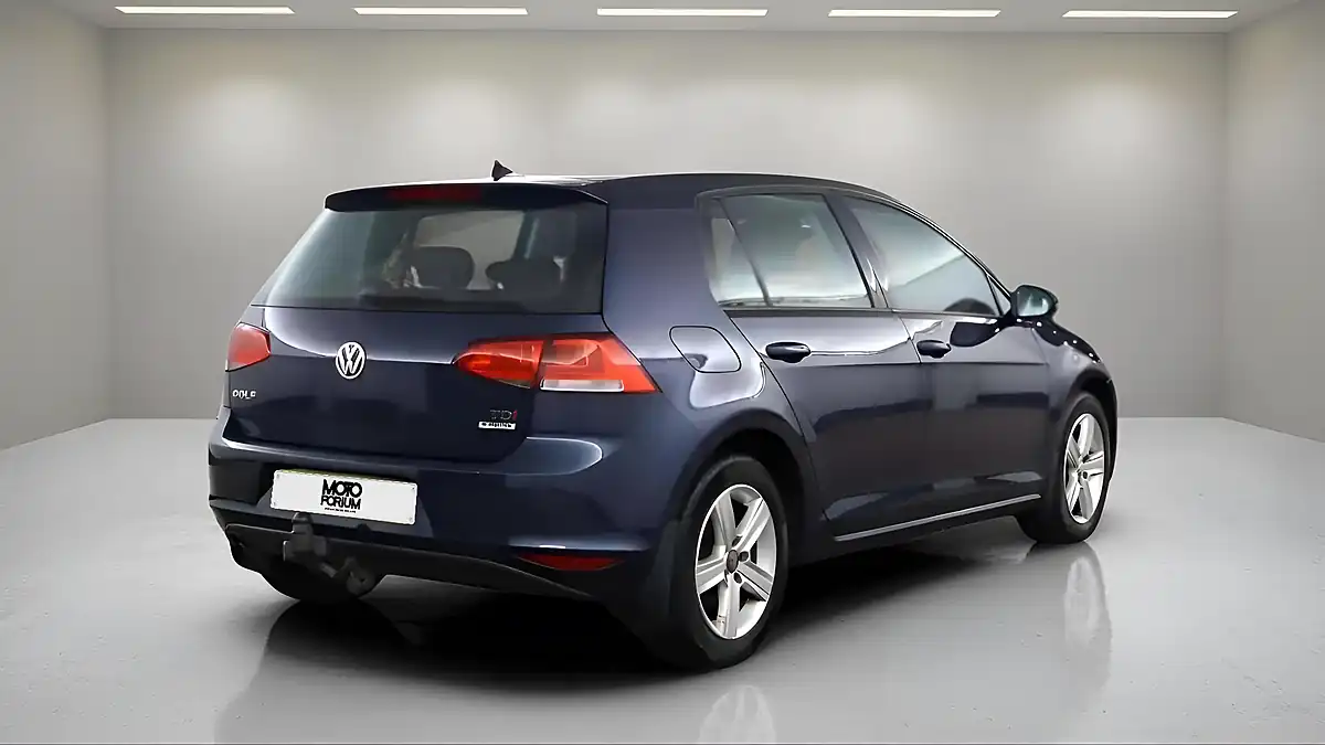 Used 2016 Volkswagen Golf Match Edition Blue - Interior and Exterior details 11