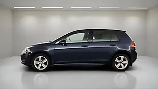 Used 2016 Volkswagen Golf Match Edition Blue - Interior and Exterior details 4