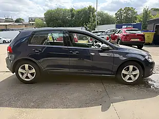 Used 2016 Volkswagen Golf Match Edition Blue - Interior and Exterior details 8