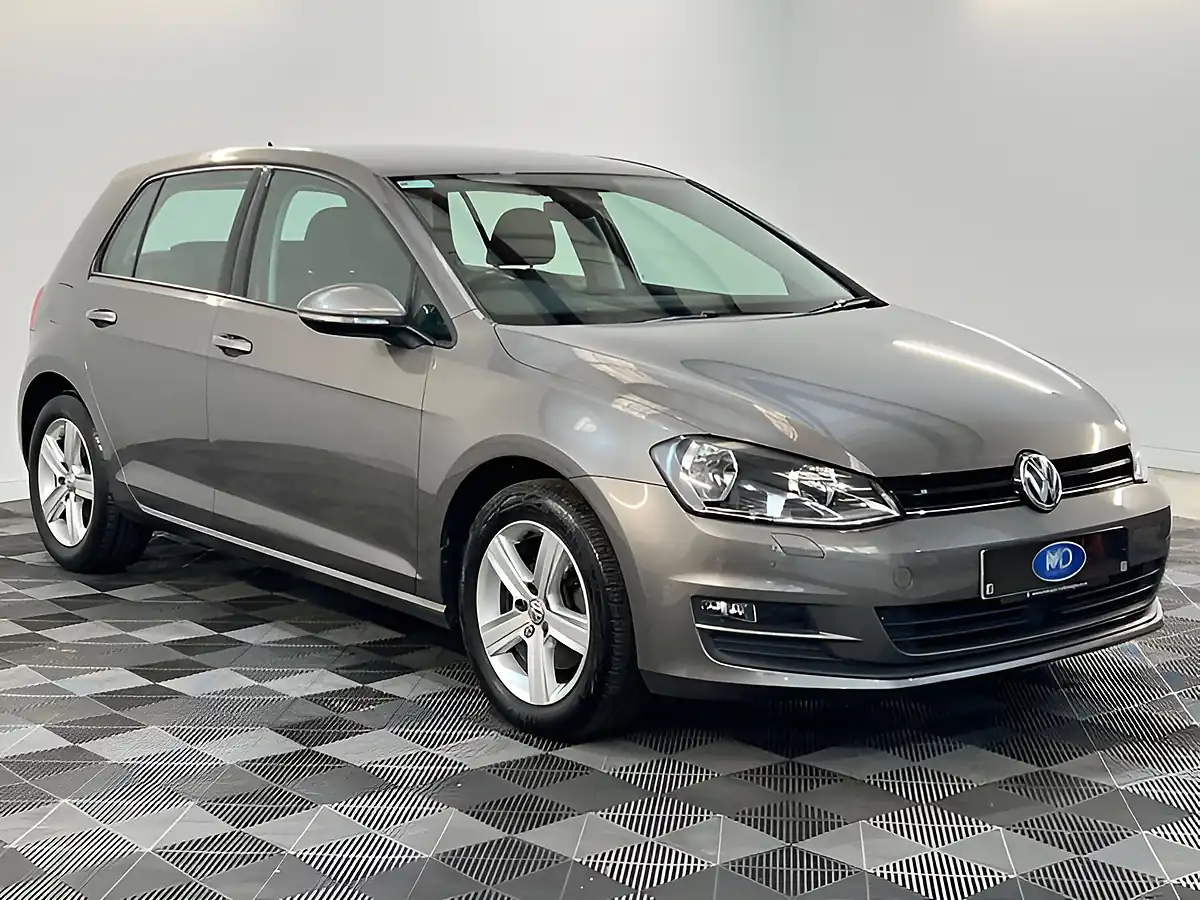 Used 2016 Volkswagen Golf Match Edition Grey - Front View
