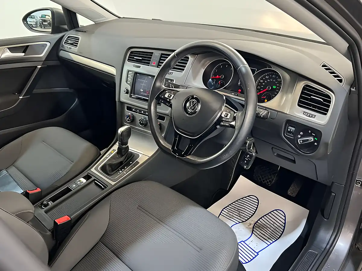Used 2016 Volkswagen Golf Match Edition Grey - Interior and Exterior details 10