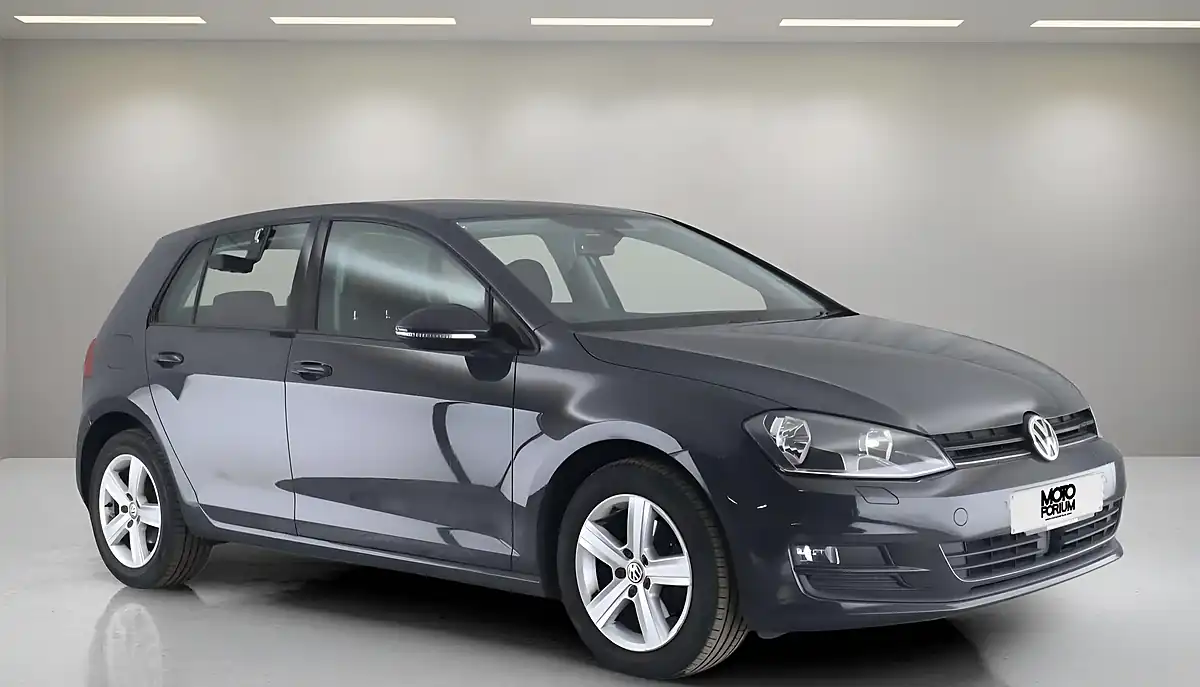 Used 2016 Volkswagen Golf Match Edition Grey - Interior and Exterior details 3