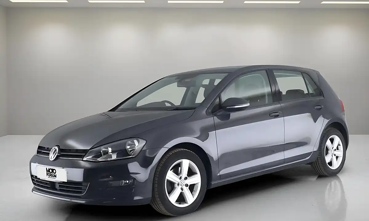 Used 2016 Volkswagen Golf Match Edition Grey - Interior and Exterior details 4