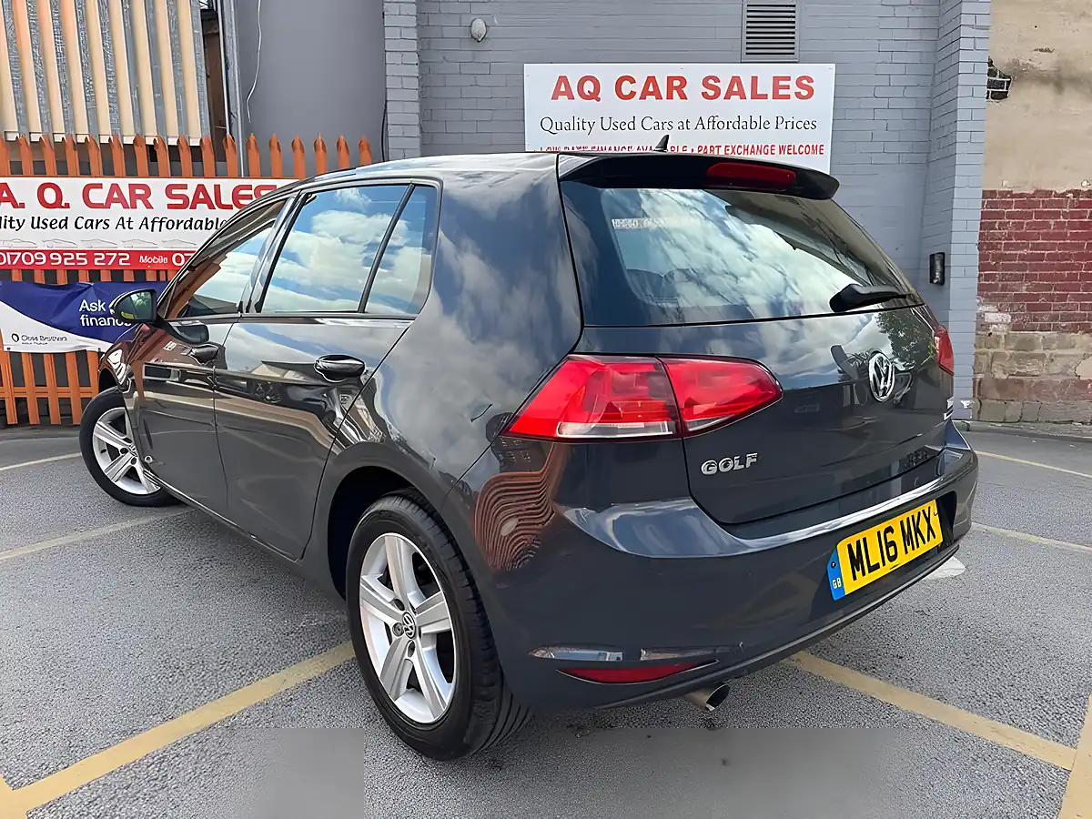 Used 2016 Volkswagen Golf Match Edition Grey - Interior and Exterior details 5