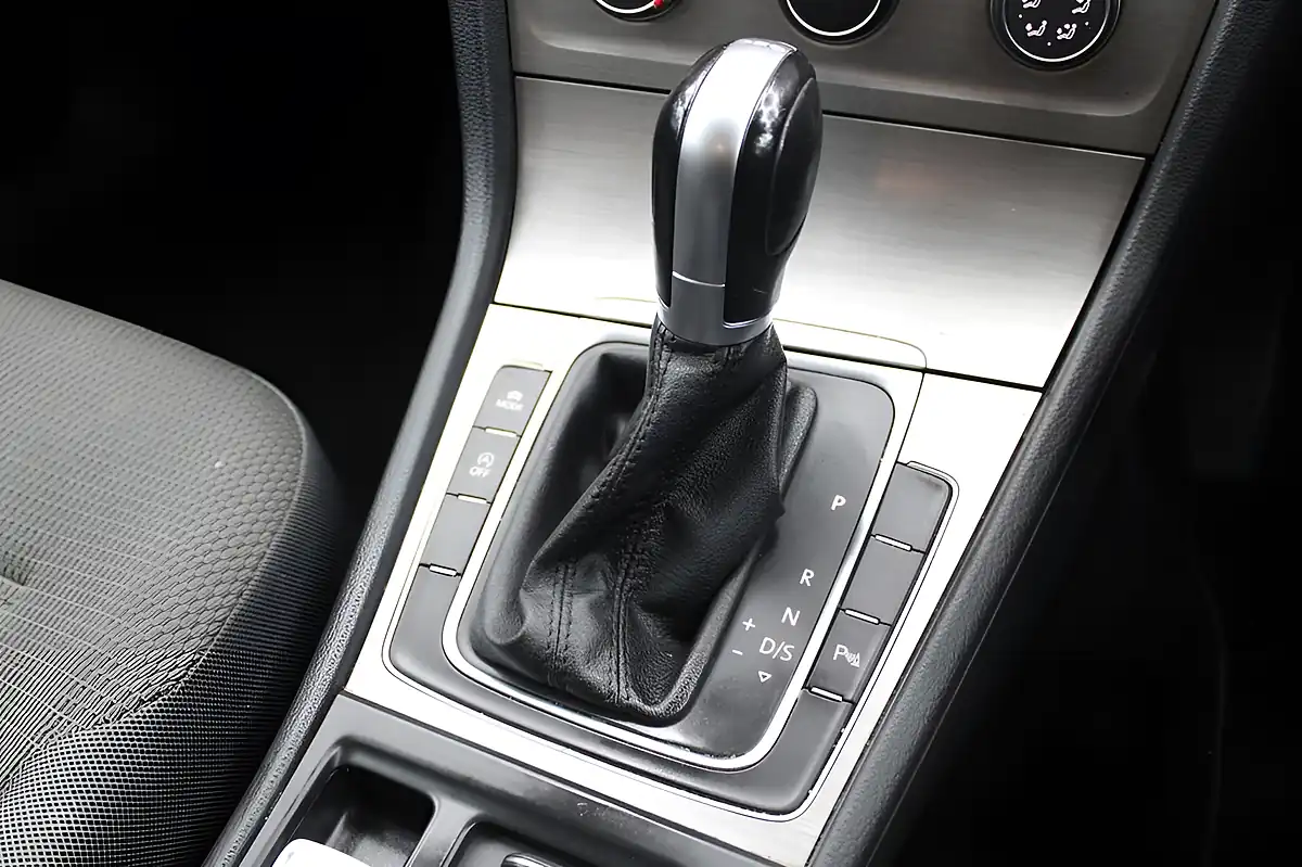 Used 2016 Volkswagen Golf Match Edition Grey - Interior and Exterior details 12