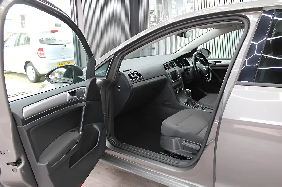 Used 2016 Volkswagen Golf Match Edition Grey - Interior and Exterior details 19