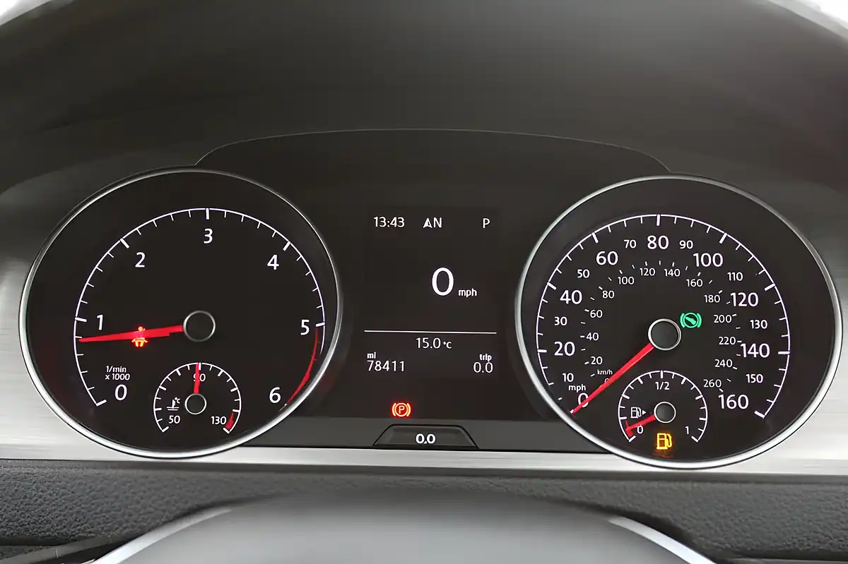 Used 2016 Volkswagen Golf Match Edition Grey - Interior and Exterior details 5