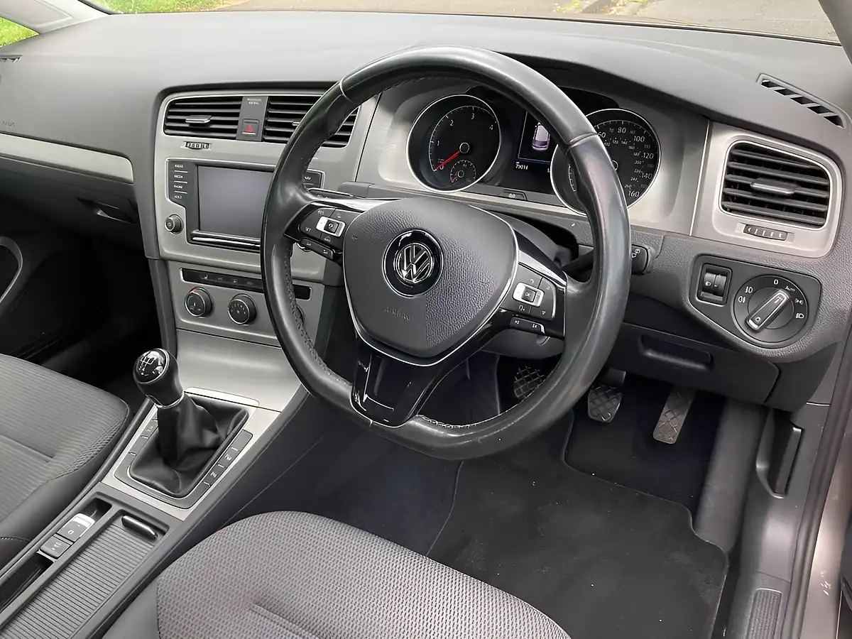 Used 2016 Volkswagen Golf Match Edition Grey - Interior and Exterior details 14