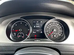 Used 2016 Volkswagen Golf Match Edition Red - Interior and Exterior details 18
