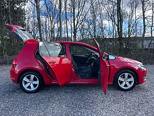 Used 2016 Volkswagen Golf Match Edition Red - Interior and Exterior details 7
