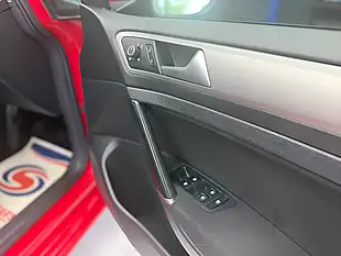 Used 2016 Volkswagen Golf Match Edition Red - Interior and Exterior details 11