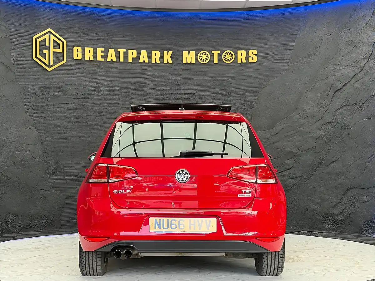 Used 2016 Volkswagen Golf Match Edition Red - Interior and Exterior details 6